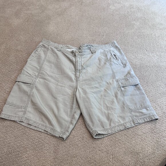 Tommy Bahama Cargo Shorts Relax Key Grip 9.5-inch Tan Flat Front Size 42 #TR808 - Picture 4 of 15